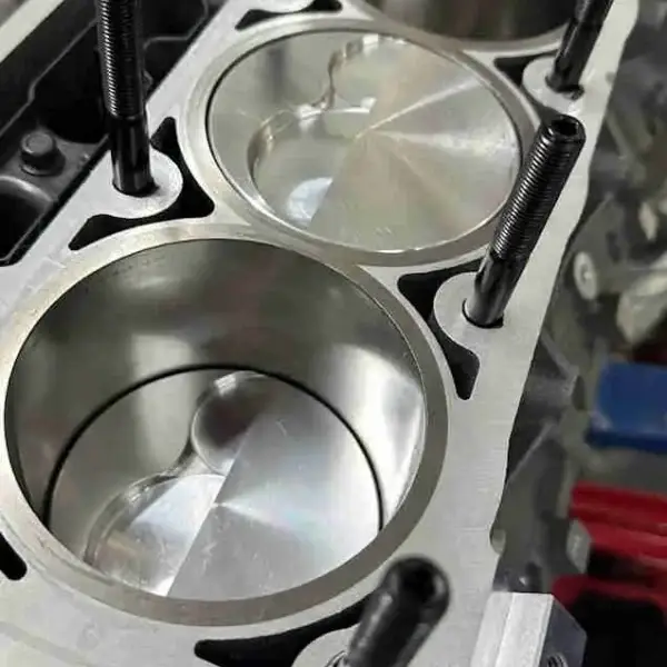 LS Engine with head studs