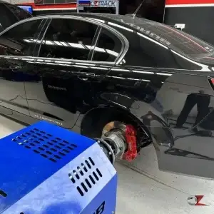 Black VF V8 on the Hub Dyno